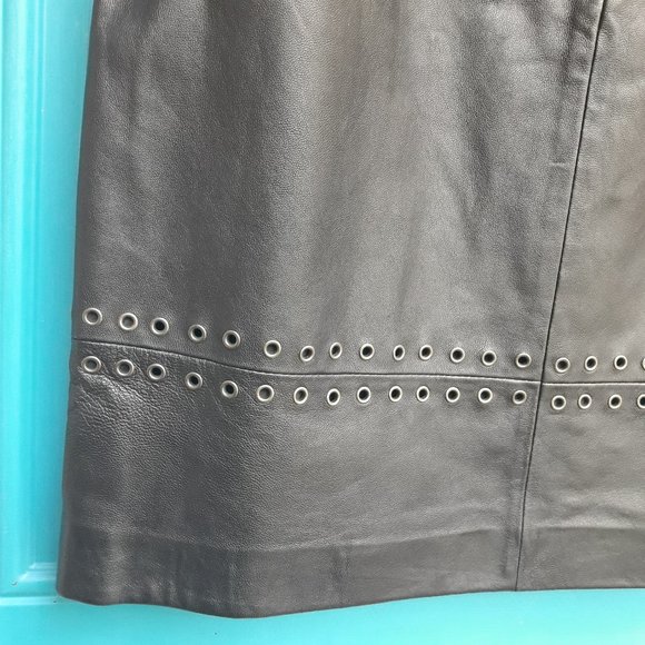 Genuine Leather Skirt Metal Studded Grommet Biker Chick Goth Vintage Fully Lined - Picture 8 of 11
